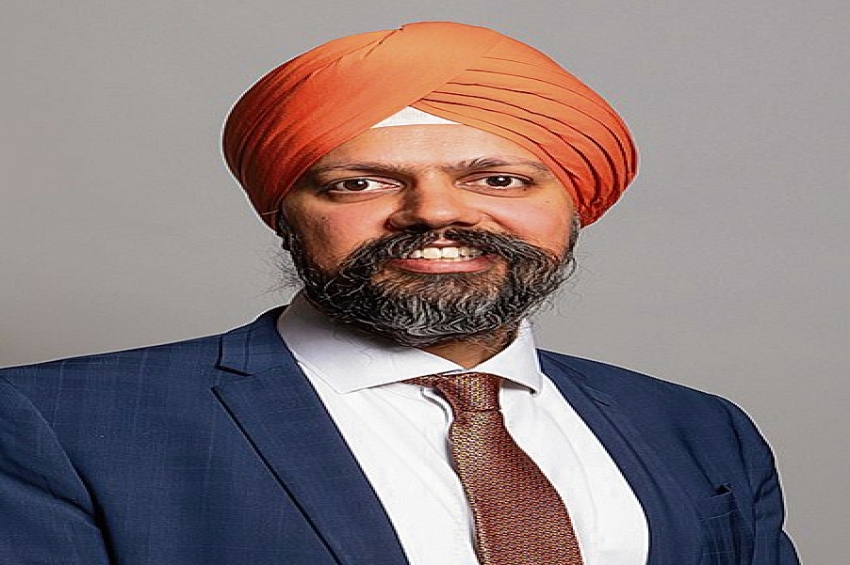 ਦਸਤਾਵੇਜ਼ਾਂ ਦੀ ਘਾਟ ਕਾਰਨ ਤਨਮਨਜੀਤ ਢੇਸੀ ਨੂੰ ਹਵਾਈ ਅੱਡੇ ’ਤੇ ਰੋਕਿਆ