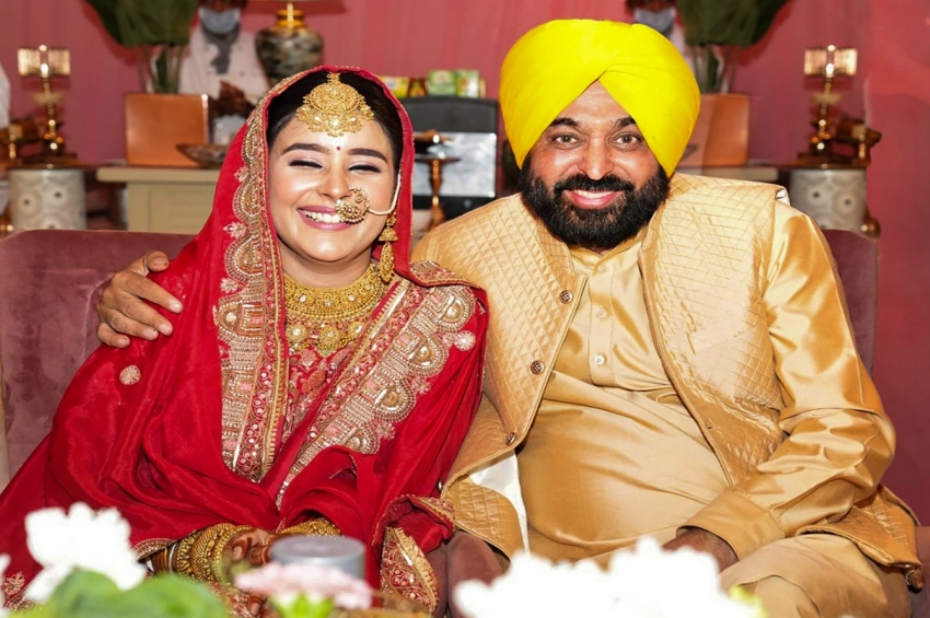 ਭਗਵੰਤ ਮਾਨ ਤੇ ਡਾ. ਗੁਰਪ੍ਰੀਤ ਕੌਰ ਵਿਆਹ ਬੰਧਨ ’ਚ ਬੱਝੇ