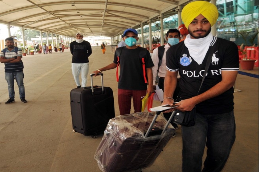ਕੈਨੇਡੀਅਨ ਸੰਸਦ ਮੈਂਬਰਾਂ ਨੇ ਅੰਮ੍ਰਿਤਸਰ ਲਈ ਸਿੱਧੀਆਂ ਉਡਾਣਾਂ ਸ਼ੁਰੂ ਕਰਨ ਦੀ ਮੰਗ ਕੀਤੀ, ਏਅਰ ਕੈਨੇਡਾ ਨੂੰ ਭੇਜਿਆ ਪੱਤਰ