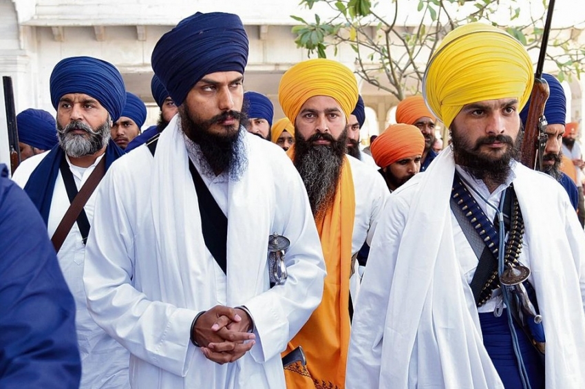 ਜਥੇਦਾਰ ਵੱਲੋਂ ਅੰਮ੍ਰਿਤਪਾਲ ਨਾਲ ਬੰਦ ਕਮਰਾ ਮੀਟਿੰਗ